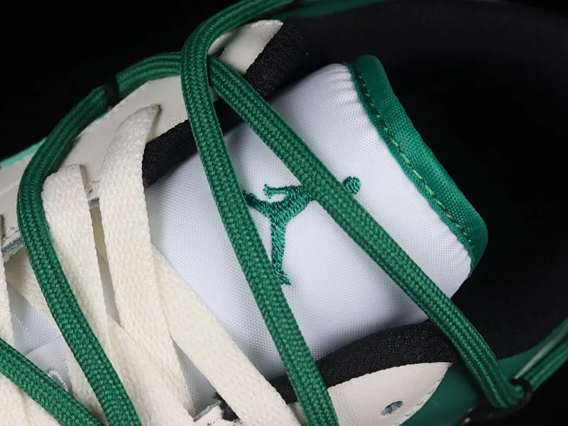 All categories Air Jordan Jordan series basketball shoes Air Jordan 1 Low Air Jordan 1 Low AJ1 Joe 1 customized version Vibe flavor deconstruction sports culture basketball shoes DC0774-850